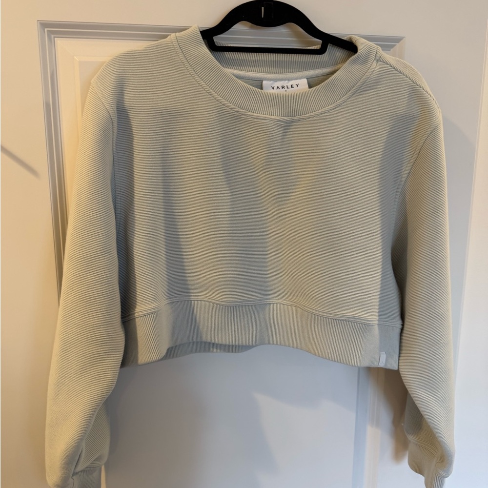 Varley x Barry’s Cropped Crewneck Sweatshirt in Light Aqua